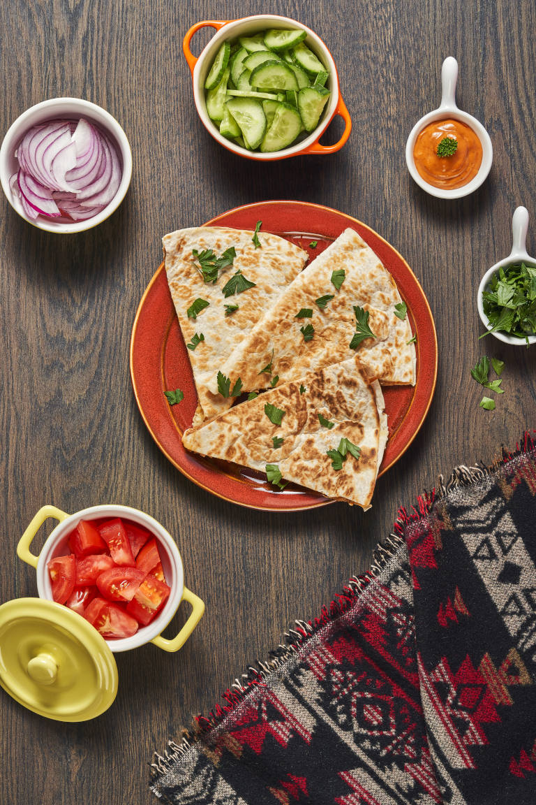 4.99 Quesadillas z pulled pork i serem BBQ, sos 1000wysp, warzywa