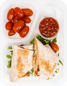 Wrapy z indykiem i warzywami