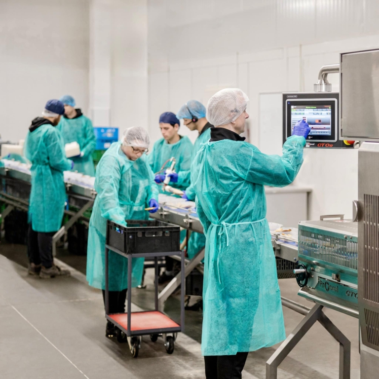 358073887_611557384412190_139343347700726137_n