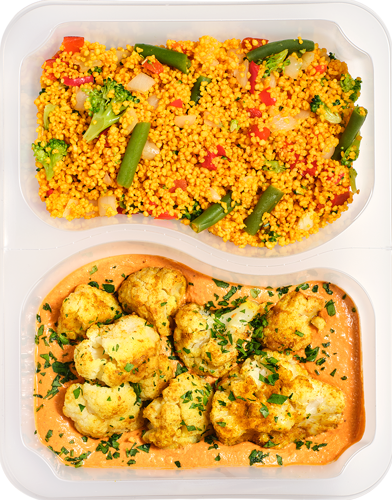 Tikka masala z pieczonym kalafiorem i kaszą kuskus